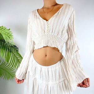 Vintage Y2K White Striped Cottagecore Coastal Chic Long Sleeve Crop Top / Large